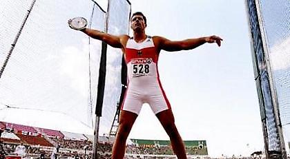 Κρεμά το... δίσκο του ο Ρίντελ