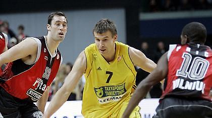 «Δίδυμο» για Αζοβμας