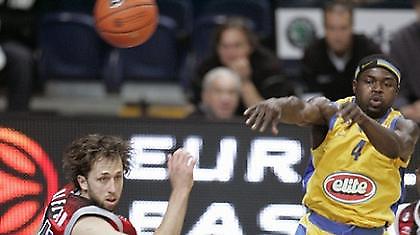 Ο Μπάινουμ στη Βίρτους