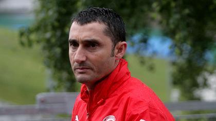 «Επίθεση» σε δύο μέτωπα