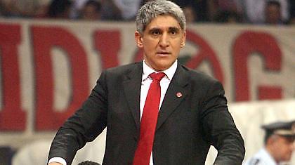 Γιαννάκης: «Σεβασμός σε όλους»