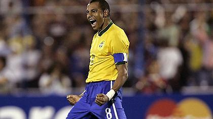 «Σφήνα» Άγιαξ για Ζιλμπέρτο!