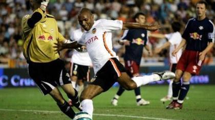 «Κοιτάει» Ρεγκέιρο