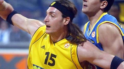 Α1: Ανανέωσε ο Αγαδάκος - Πρόταση σε Παπαμακάριο