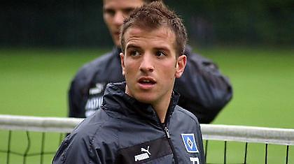 «Ουδέν σχόλιο» από Φαν ντερ Φάαρτ…