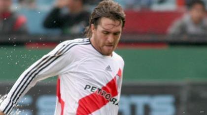 Ξεκαθαρίζει για Αουμάδα