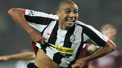 Το ξανασκέφτεται ο Τρεζεγκέ