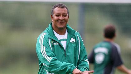 Τεν Κάτε: «Όποιος δεν εκτελεί τις εντολές, δεν έχει θέση στην ομάδα»