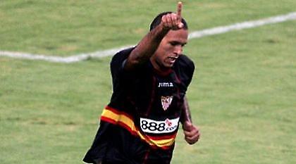 Ανανεώνει με Σεβίλλη ο Λουίς Φαμπιάνο