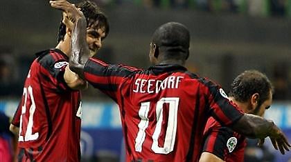 Δεν παραχωρεί το «10» ο Σέεντορφ