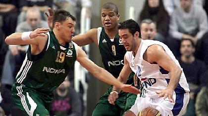 Α1: Ανανέωσε ο Πέτρουλας, πήρε Κομποδιέτα ο Πανελλήνιος