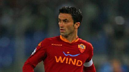 Θέλει Πανούτσι η Μίλαν