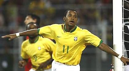 Παίρνει απαλλαγή από τους Ολυμπιακούς ο Ρομπίνιο