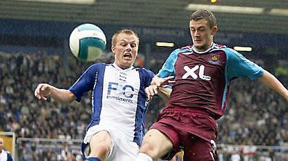 Παραμένει «σφυρί»…