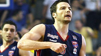 Α1: Ανανέωσε και ο Ζορόσκι