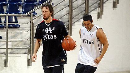 Πλήρωσε από την τσέπη του…