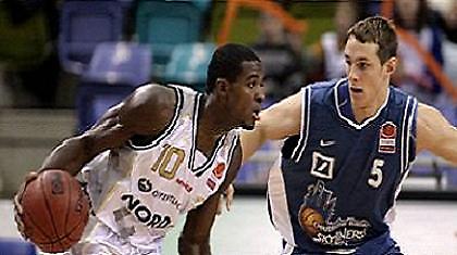 Ανακοίνωσε Άρτσιμπονγκ η Πρόκομ Τρέφλ