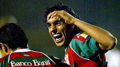 Πλησιάζει σε Ντιόγο!