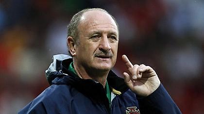 Σκολάρι: «Να πάρουμε και τους τέσσερις τίτλους»