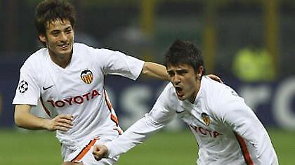 Αλμπιόλ: «Δεν φεύγουν Σίλβα και Βίγια»