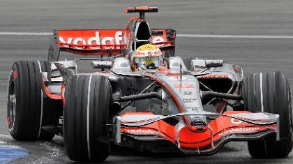 Ξανά πρώτος στη γραμμή εκκίνησης ο Χάμιλτον