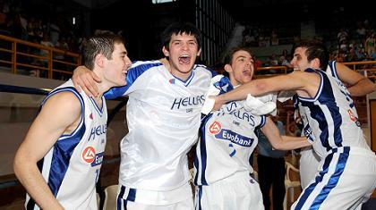 Βλασσόπουλος: «Συγκέντρωση, άμυνα, προσπάθεια»