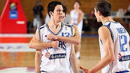 A1: Το βλέμμα στους νέους