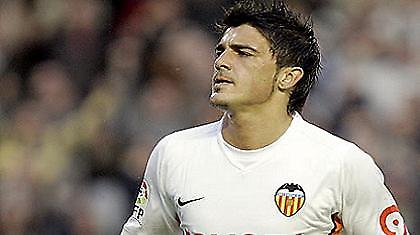 Τινάζει τη μπάνκα η Τότεναμ για Βίγια