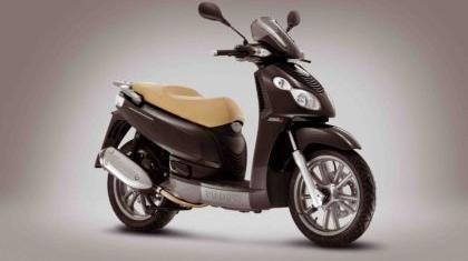 Πιο ισχυρό το Piaggio Carnaby