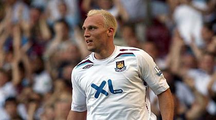 «Πόρτα» Γουέστ Χαμ σε Τότεναμ για Άστον