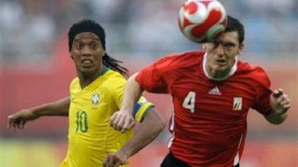 Με το δεξί, αλλά δύσκολα η Βραζιλία