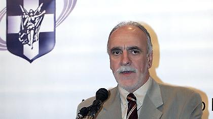 Σεβαστής: «Λάθος και υποκρισία»