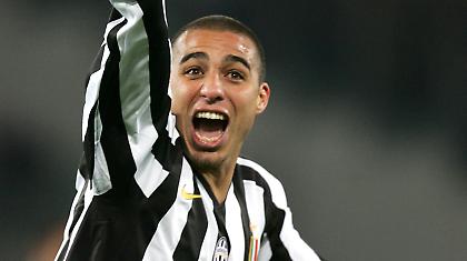 Ρεζέρβα ο Τρεζεγκέ στην επίθεση της «Γιούβε»