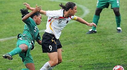 Συνέχισαν με νίκες τα φαβορί