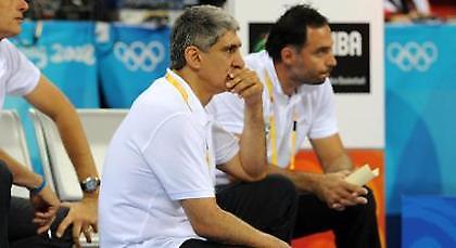 Γιαννάκης: «Να ηρεμήσουμε και να δούμε το ματς με τη Γερμανία»