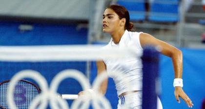 Αποκλεισμός για Λένα