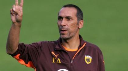 Ετοιμάζει τα πλάνα του…