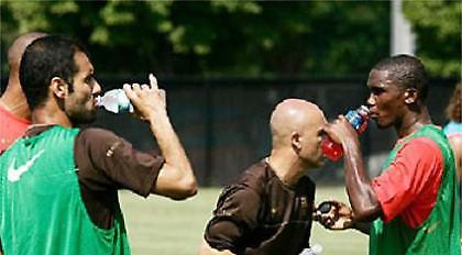 Γκουαρντιόλα: «Υπολογίζω τον Ετό»