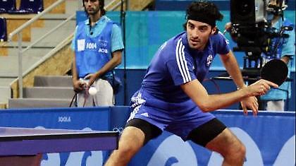 Με το... αριστερό Εθνική πινγκ πονγκ