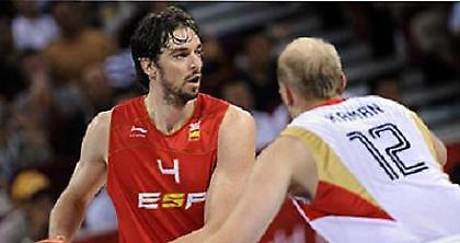 Τρία στα τρία για Ισπανία