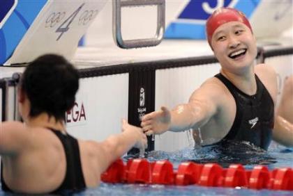 Πρωτιά και παγκόσμιο ρεκόρ για Λιού στα 200μ, πεταλούδα