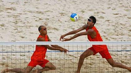 Μεγάλη νίκη-πρόκριση των Ρότζερς/Νταλχάουζερ