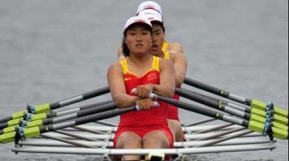 «Χρυσή» η Κίνα στο τετραπλό σκιφ γυναικών