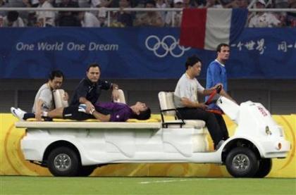 Οκτώ μήνες εκτός ο Ουστάρι!