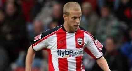 Πήρε Ντέιβις η Στόουκ