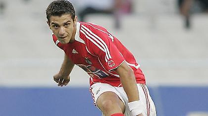 Μένει στη Μπενφίκα ο Κατσουράνης