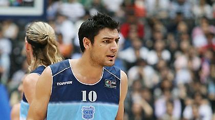 Ντελφίνο: «Δύσκολη και περίπλοκη η Ελλάδα»