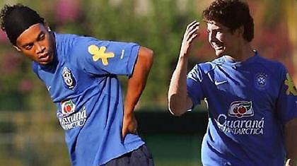 Ροναλντίνιο: «Τίποτα δεν μου φτιάχνει τη διάθεση»