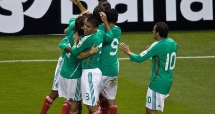 Νικηφόρο ντεμπούτο Έρικσον με Μεξικό