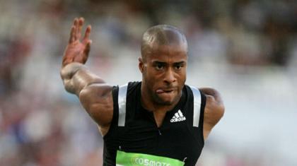 Στην κορυφή ο Εβόρα